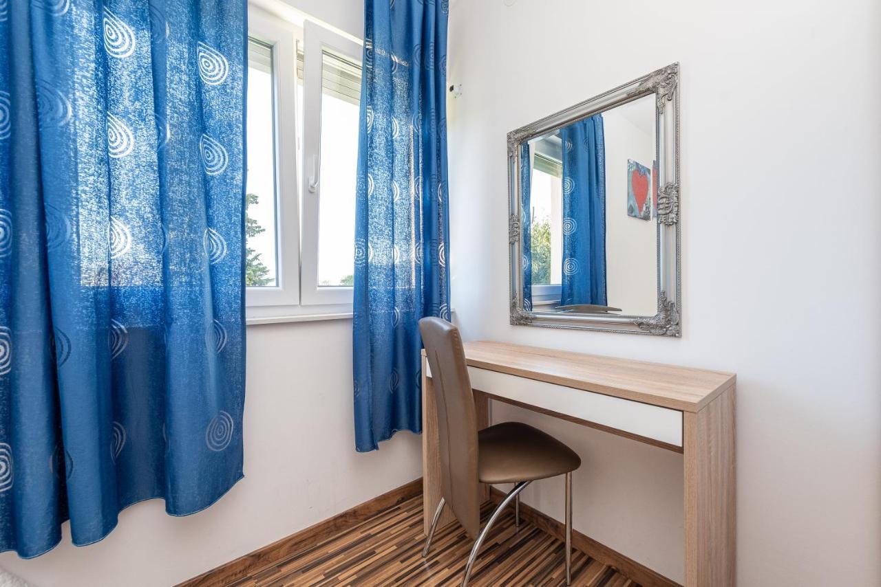 Antonio Apartments Sukosan Luaran gambar