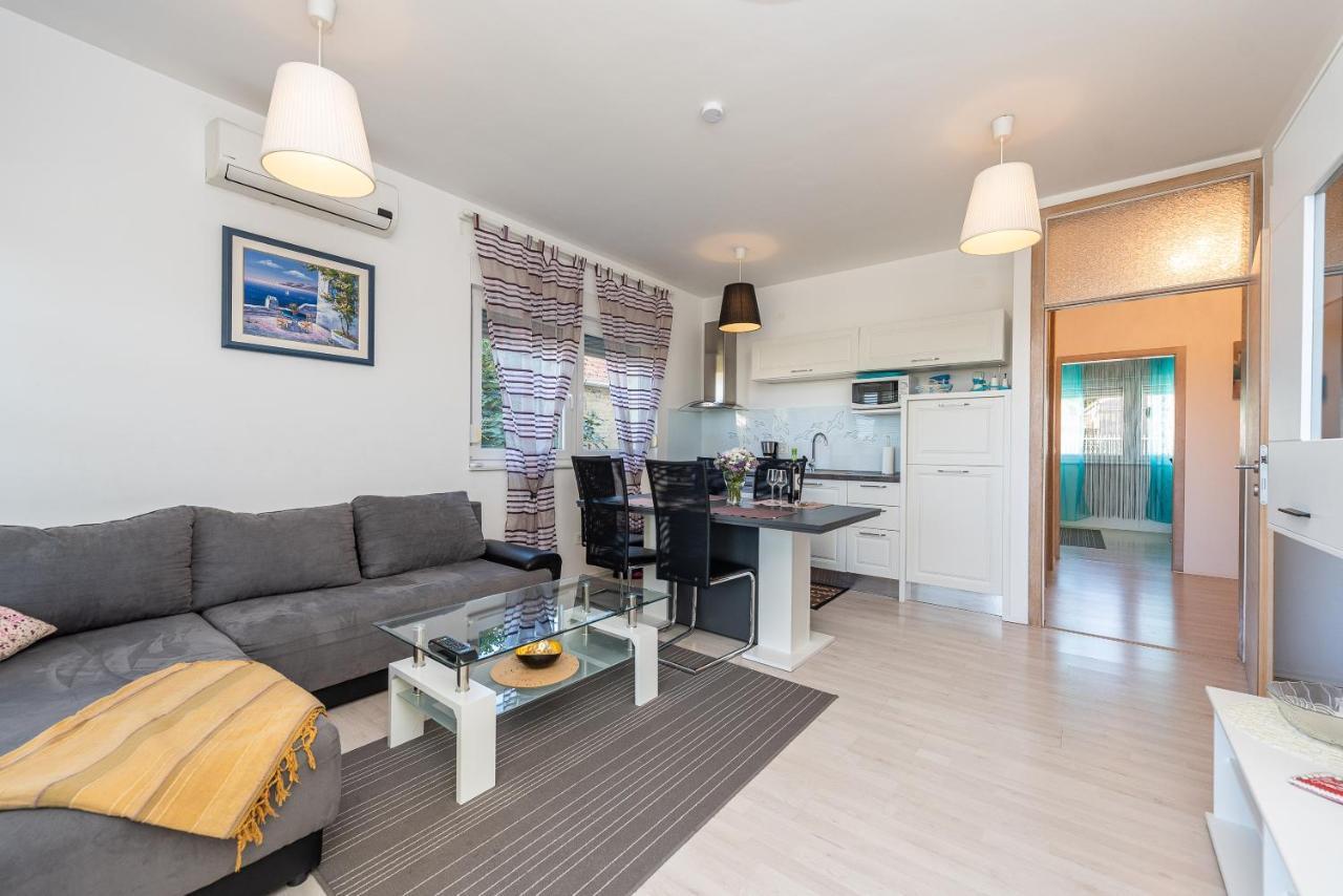 Antonio Apartments Sukosan Luaran gambar
