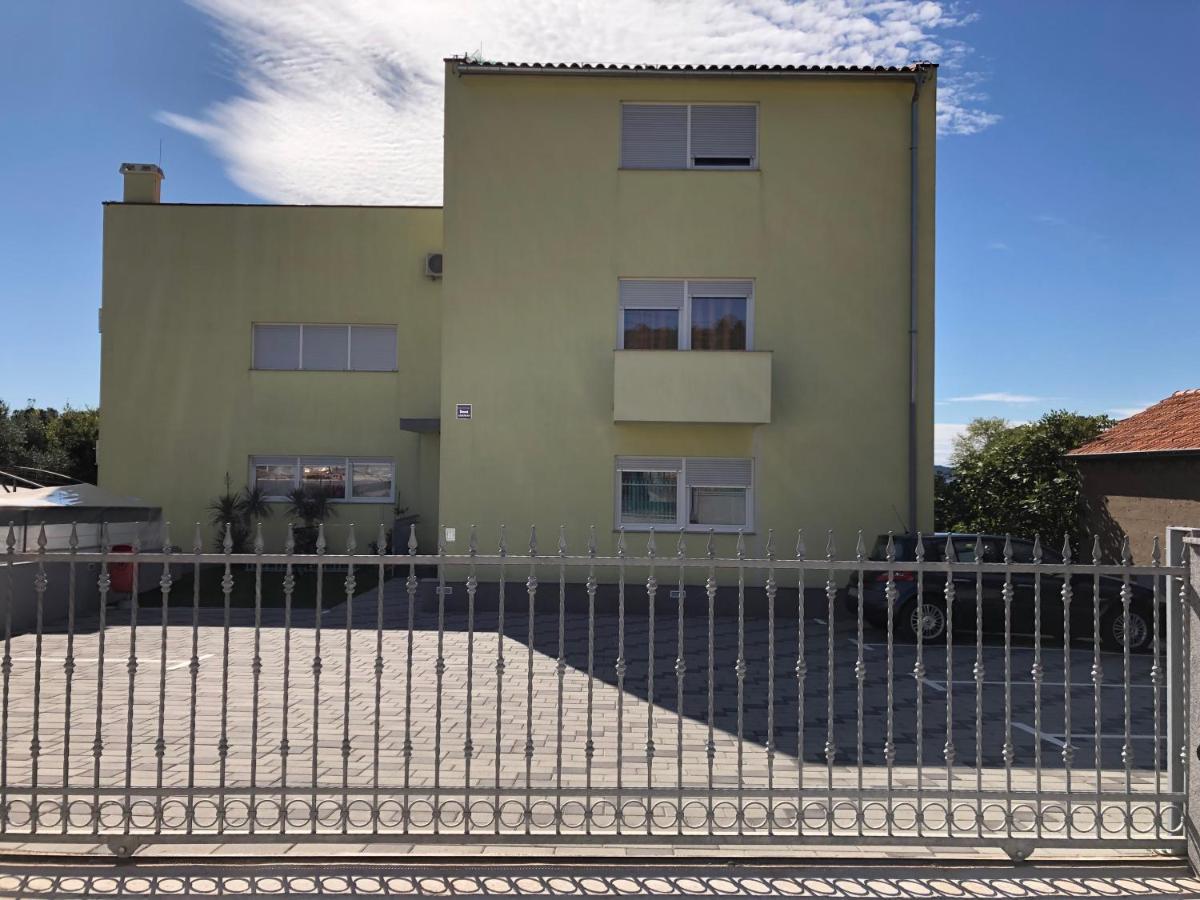 Antonio Apartments Sukosan Luaran gambar