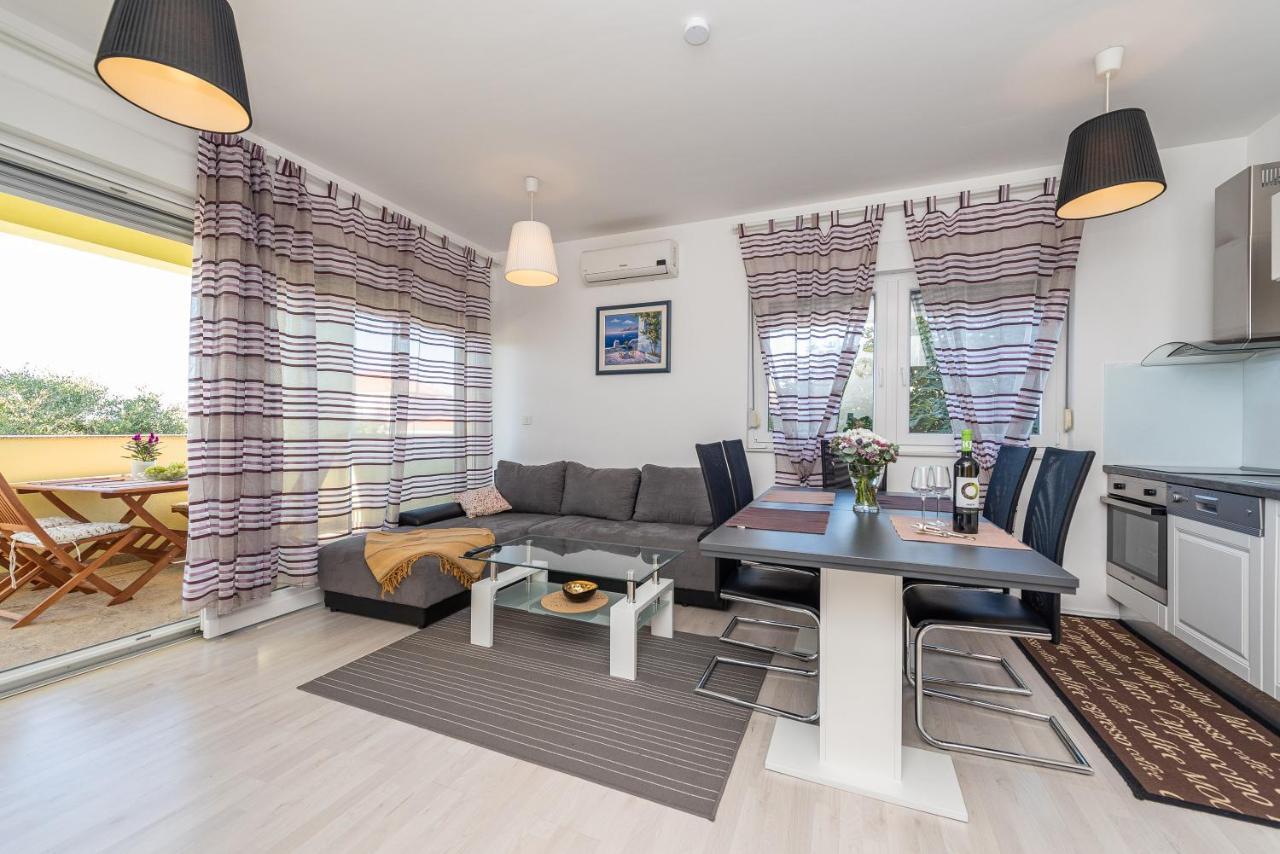 Antonio Apartments Sukosan Luaran gambar